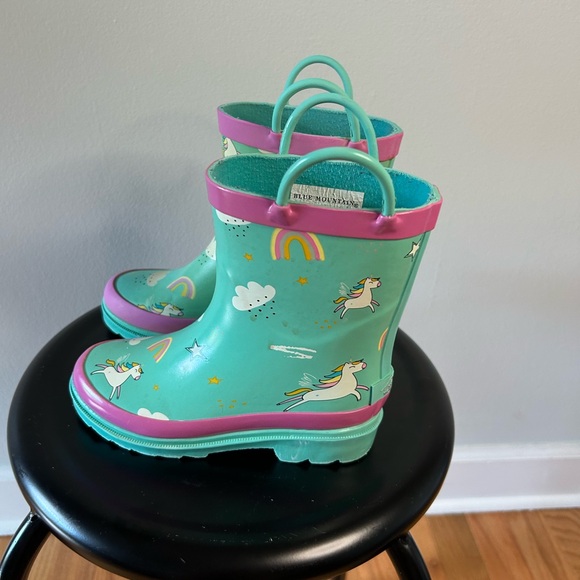 Kids' Unicorn Rain Boots - Picture 1 of 4